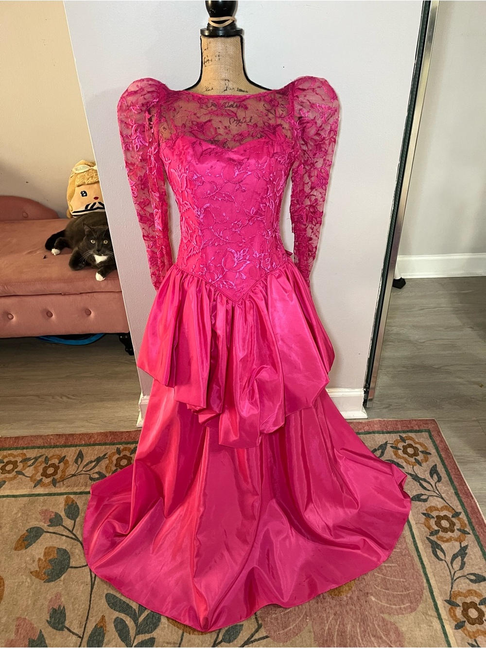 Vintage 1980s Hot Pink Lace & Satin Evening Dress Small